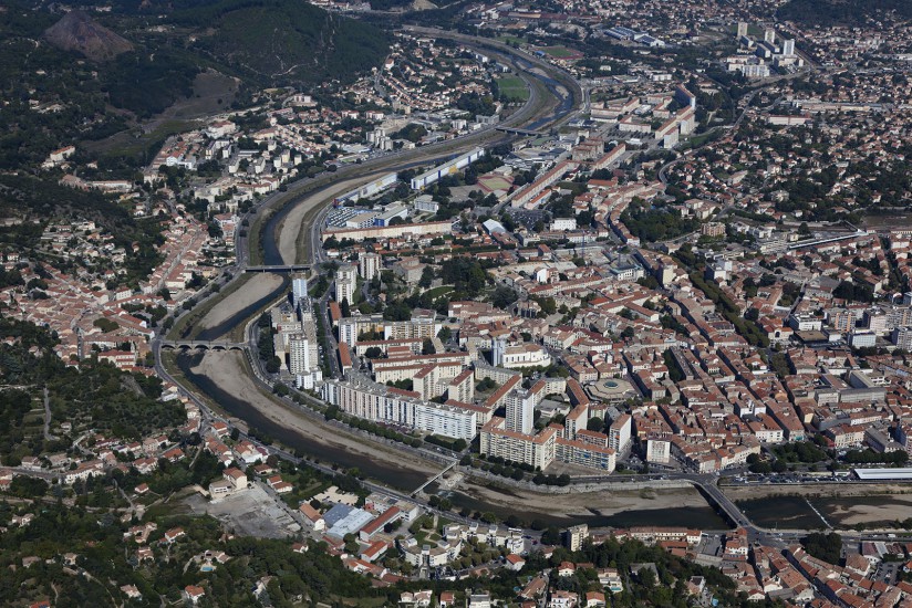 FRANCE - Paca - Gard - Ville d'Alès. Vues aériennes de la ville d'Alès, la capitale des Cévennes (20 photos) Voir le reportage sur Divergence-Images