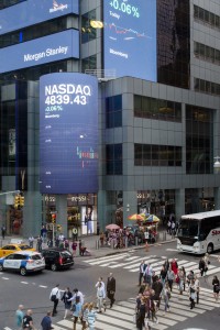 Etats-Unis, New York, Manhattan, Times Square, Morgan Stanley Venture Partnership avec l'indice du Nasdaq