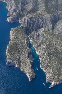 rance, Bouches-du-Rhône (13), Marseille et Cassis, Parc National des Calanques, massif des calanques, En Vau (vue aérienne)