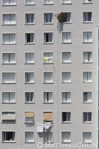 France, Bouches du Rhône (13), Marseille, le grand et le petit Trioulet, résidence de logement social gérée par 13 Habitat et rénovée par STO facade, entreprise applicatrice  Marteau