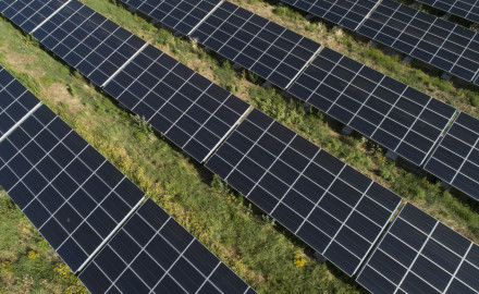 France, Drôme, Allan, centrale photovoltaique Urbasolar Allan Roucoule C1867 (vue aérienne)