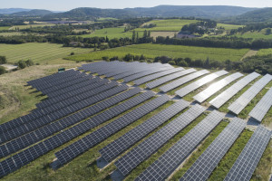 France, Drôme, Allan, centrale photovoltaique Urbasolar Allan Roucoule C1867 (vue aérienne)