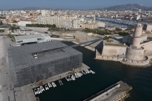 France, Bouches-du-Rhône (13), Marseille,  Vieux Port, fort Saint Jean, Mucem (vue aérienne)