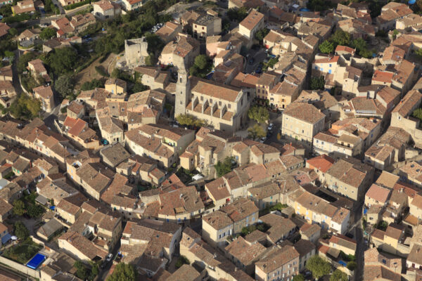 Vue aérienne – Village — Mallemort
