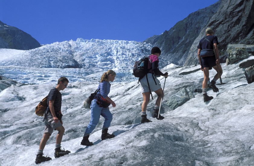 Trekking sur un glacier en Nouvelle Zélande
