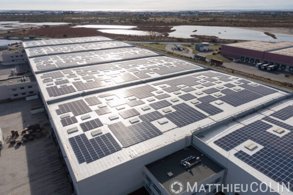 Vue aérienne – Entreprise — toit solaire
