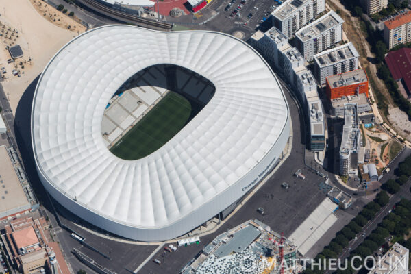 Vue aérienne du stade Orange Vélodrome de Marseille