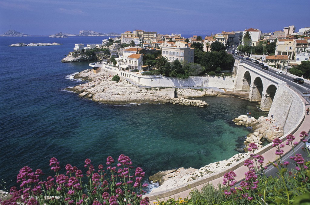 Le littoral de Marseille entre plage et mer