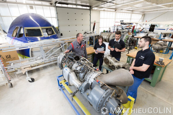 Corporate – Industrie — Aéronautique