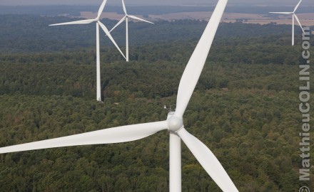 France, Meuse (55) parc éolien de Bonnet-Houdelaincourt. 18 éoliennes Vestas V90 de 125m de haut pour une puissance totale de 36 MW alimentent 33 000 personnes.