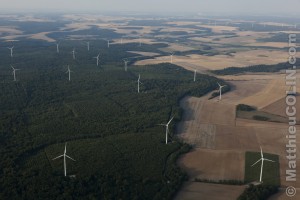 France, Meuse (55) parc éolien de Bonnet-Houdelaincourt. 18 éoliennes Vestas V90 de 125m de haut pour une puissance totale de 36 MW alimentent 33 000 personnes.