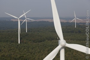 France, Meuse (55) parc éolien de Bonnet-Houdelaincourt. 18 éoliennes Vestas V90 de 125m de haut pour une puissance totale de 36 MW alimentent 33 000 personnes.