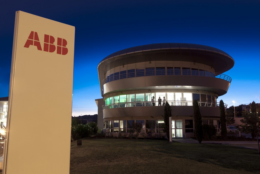 France, Bouches-du-Rhône (13), Marseille, l'Estaque, Zac de Saumaty, ABB France, DCS Collaboration Arena