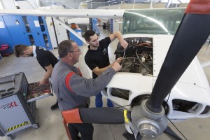 France, Bouches-du-Rhône (13),  Istres, Pôle Formation des Industries Technologiques PACA, CFAI Provence, BTS Aéronautique (MR ok)