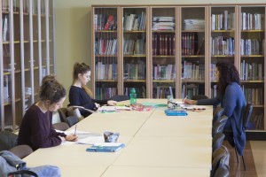 France, Bouches-du-Rhône (13), Marseille, Institut de Formation en Masso-Kinésithérapie de Marseille ou IFKM, bibliothèque