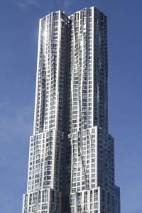 Etats-Unis, New York, Manhattan, tour résidentielle style déconstructivisme de l'arcihtecte Franck Gehry du 8 Spuce Street