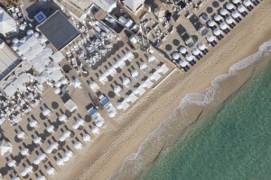 France, Var (83), presqu'ile de Saint-Tropez, commune de Ramatuelle, plages de Pampelonne (vue aerienne)