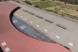 France, Var (83), La Garde, société Transfix du groupe Cahors, toit de verre Everlite, vue aérienne