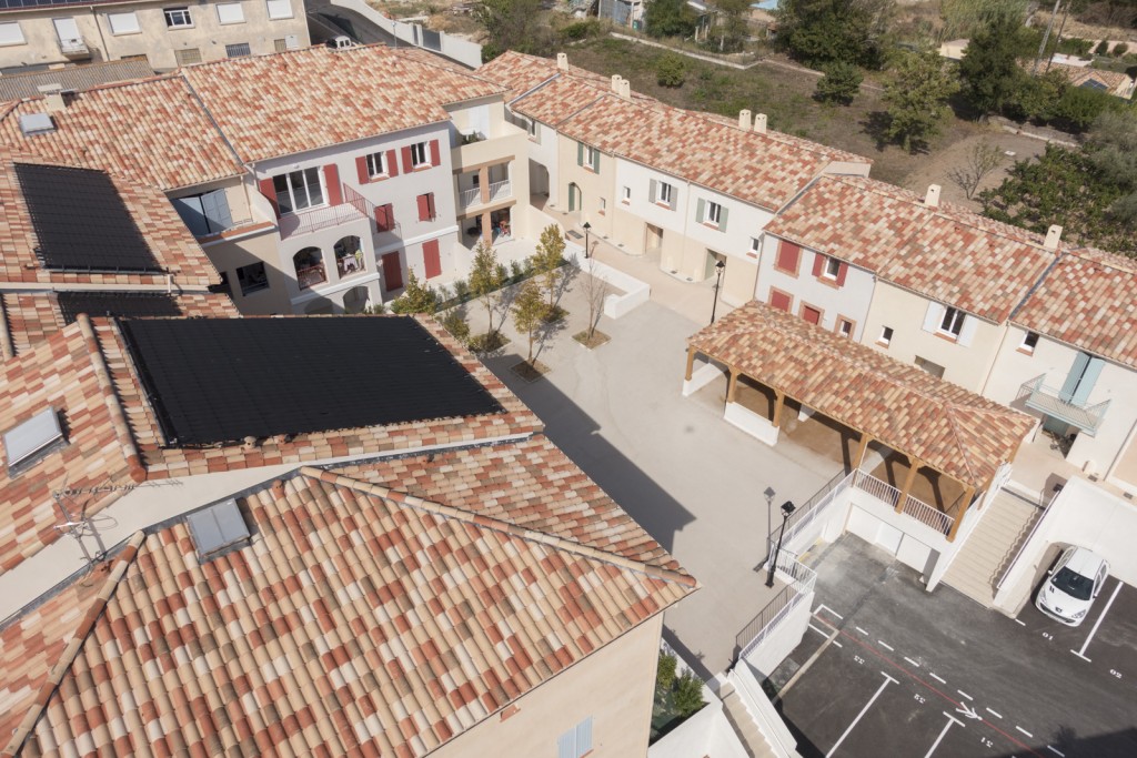 France, Var (83), Carnoules, Le clos des Vignes, Arcade, prise de vue par drone (vue aérienne)