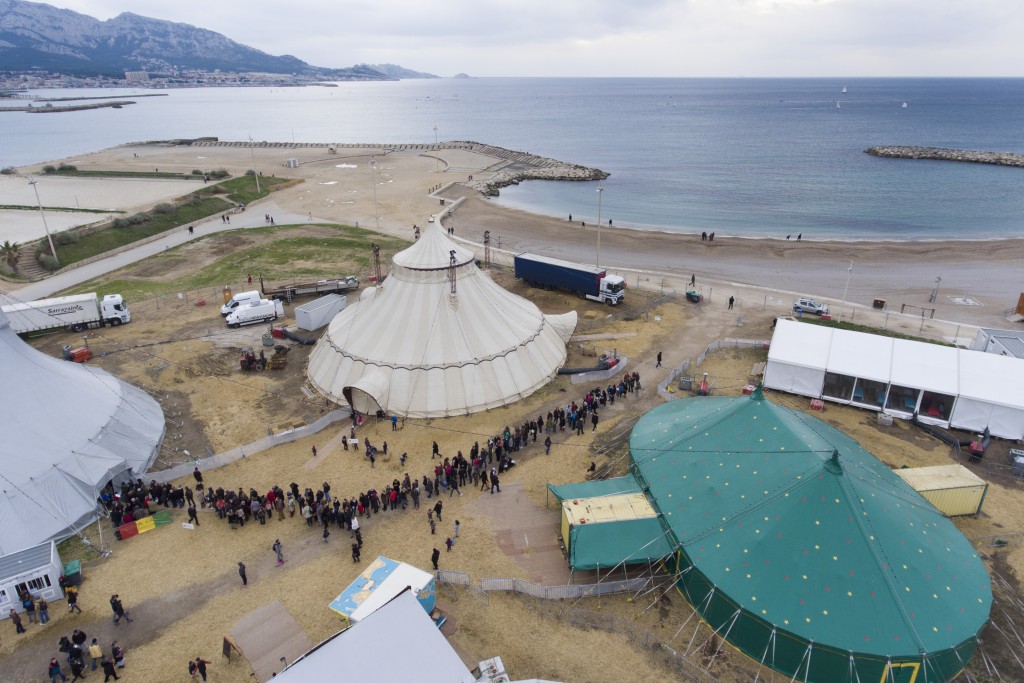 France, Bouches-du-Rhône (13), Marseille, Biennale internaitonale des arts du cirque de Marseille sur les plages du Prado