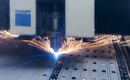 France, Bouches-du-Rhône (13), GL Oxy entreprise de découpe laser et plasma de précision de metal. Process industriel de découpe laser, découpe plasma, pliage sur acier, inox et aluminium.