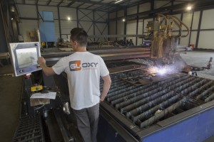 France, Bouches-du-Rhône (13), GL Oxy entreprise de découpe laser et plasma de précision de metal. Process industriel de découpe laser, découpe plasma, pliage sur acier, inox et aluminium.