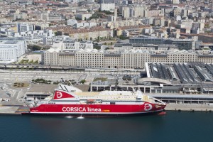 France, Bouches-du-Rhone (13), Marseille, 2 eme arrondissement, Grand Port Maritime de Marseille ou GPMM, quartier euromediterranee, centre commercial les terrasses du port et ferry de Corsica Linea (vue aerienne)