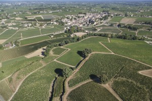 France, Gironde (33), village de Saint Emilion, classé Patrimoine Mondial de l'UNESCO (vue aérienne)