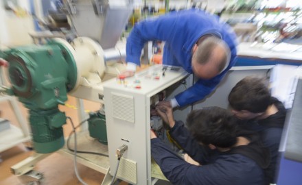 France, Bouches-du-Rhône (13), Istres, Lycée professionnel Latécoère  des Métiers des Industries de Procédés,  Formation BTS maintenance des équipements industriels ou MEI