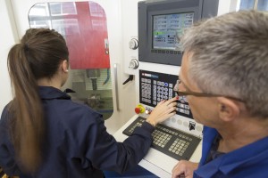 France, Bouches-du-Rhône (13), Istres, Lycée professionnel Latécoère  des Métiers des Industries de Procédés,  Formation bac Pro Technicien outilleur