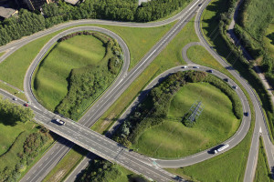 France, Yvelines (78), Trappes en Yvelines, echangeur autoroutier D912  (vue aerienne)