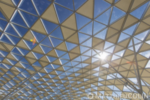 France, Bouches du Rhône (13), Marseille, 13008, Le Prado, centre commercial haut de gamme au pied du stade vélodrome, 
conçue comme une commerçante sur 4 niveaux avec une canopée en verre par les cabinets d'architecte Benoy et Didier Rogeon et Klépierre, 23000 m2, 40 boutiques dont  Les Galeries Lafayette, Repetto, Alain Figaret, Jacadi, Zara