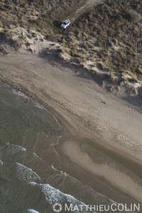 France, Gard (30), Camargue, Le Grau-du-Roi, plage à l'Est de l'Espiguette (vue aérienne)