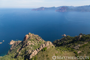 France. Corse du Sud (2A), Gofle de Porto, commune  de Piana, capo Rosso ou  Capu Rossu, site naturel classé au patrimoine mondial de l'Unesco (vue aérienne)