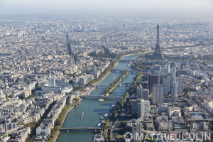 France, Paris (75), 16ème et 15ème arrondissement, Tour Eiffel, Maison de la radio, Seine (vue aérienne)