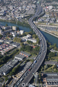 France, Val de Marne (94), Choisy le Roi, la Seine, autoroute A86 (vue aérienne)