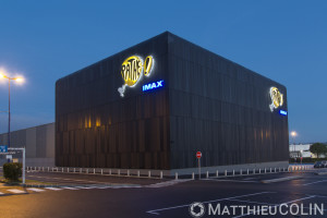 France, Bouches-du-Rhône (13), Les Pennes Mirabeau, Marseille, Plan de Campagne, Cinéma Pathé, Salle Imax, architecte ATELIER 4+