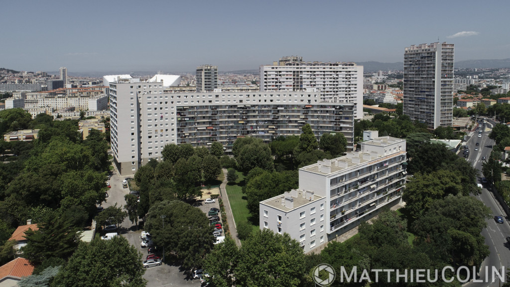 Marseille, le grand et le petit Trioulet, résidence de logement social géréz par 13 Habitat et rénovéz par STO facade