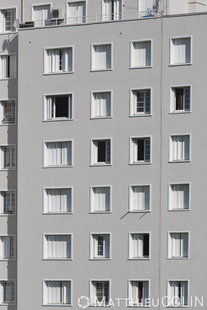 Marseille, le grand et le petit Trioulet, résidence de logement social gérée par 13 Habitat et rénovée par STO facade