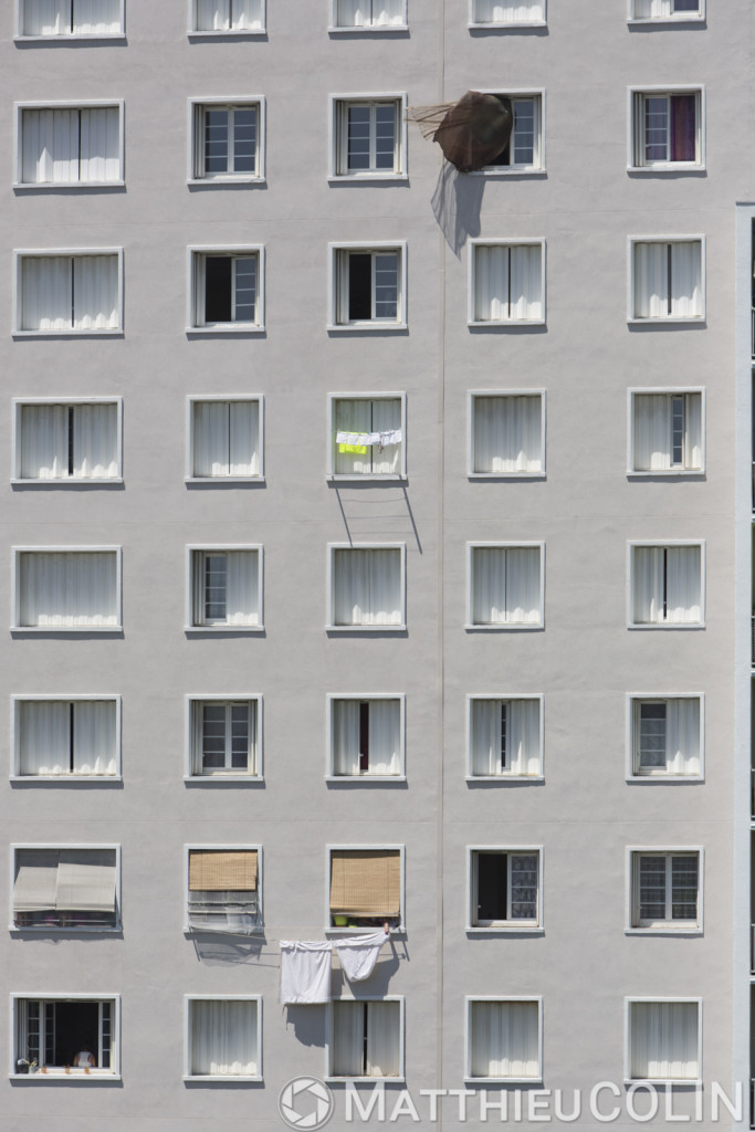 Marseille, le grand et le petit Trioulet, résidence de logement social gérée par 13 Habitat et rénovée par STO facade