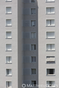 France, Bouches du Rhône (13), Marseille, le grand et le petit Trioulet, résidence de logement social gérée par 13 Habitat et rénovée par STO facade, entreprise applicatrice  Marteau