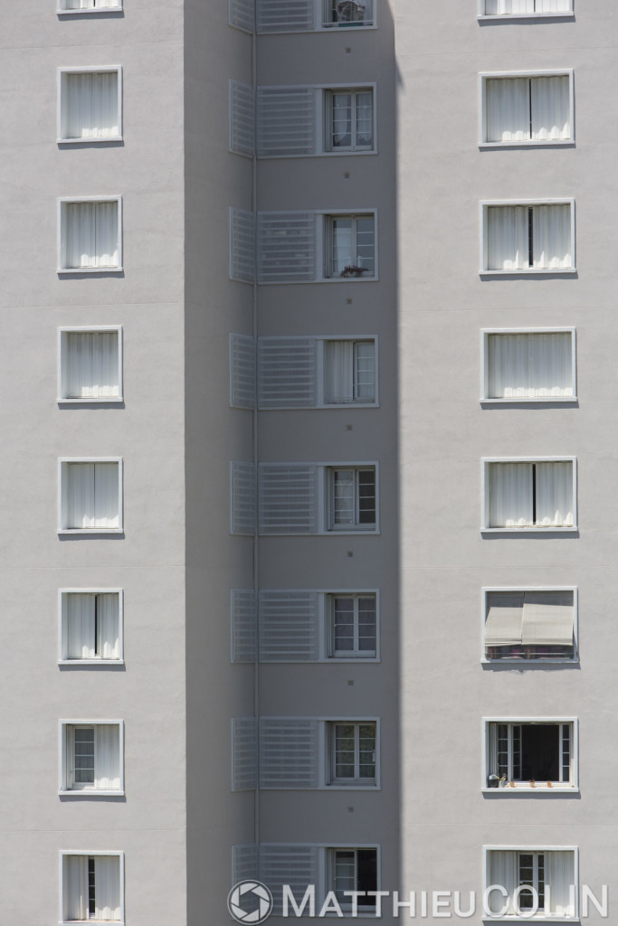 Marseille, le grand et le petit Trioulet, résidence de logement social gérée par 13 Habitat et rénovée par STO facade