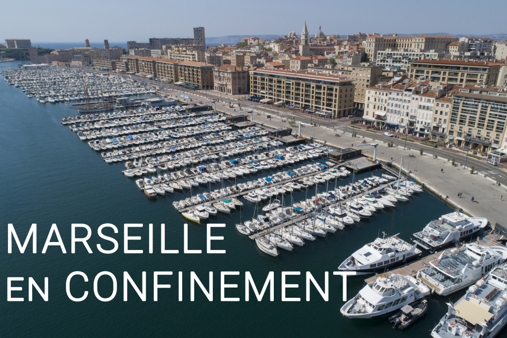 France, Bouches-du-Rhône (13), Marseille, Vieux port, quai du port, la Mairie et le quartier du Panier (vue aérienne)