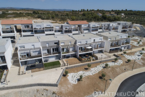 France, Bouches-du-Rhône (13), Lançon-Provence, Résidence Le Panoramique, 1001 Vies Habitat, Logis Méditerranée (vue aérienne)