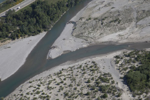 France, Alpes-de-Haute-Provence,  Oraison (04700), la Durance (vue aérienne)