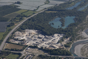 France, Alpes-de-Haute-Provence, Manosque (04100), zone indusctrielle Saint Maurice  (vue aérienne)